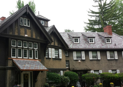 Vermont Mottled Purple Random Width Slate Roof
