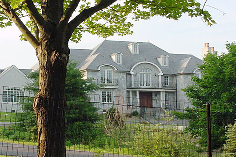 Shades of Gray: Slate and Stone Residence